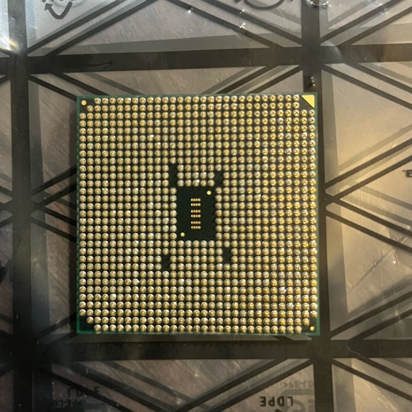 AMD A6-6400 Series processor - Picture 2 of 2